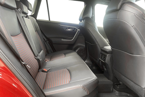 Toyota RAV4_HYBRID 22 of 27