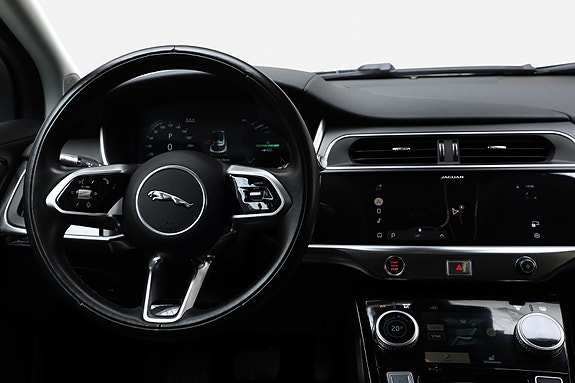 Jaguar I-PACE 16 of 28