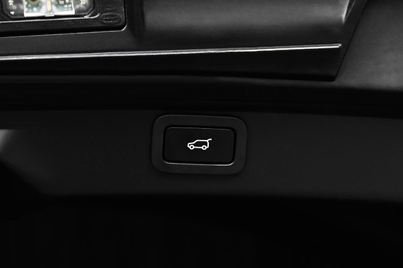Jaguar I-PACE 8 of 28