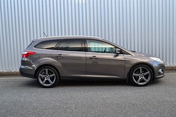 Ford Focus 8 of 30