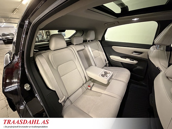 Nissan Ariya 18 of 30