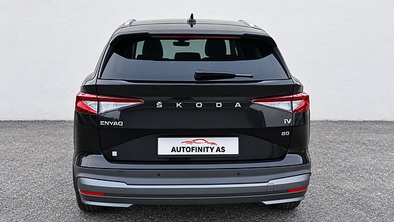 Skoda Enyaq 6 of 30