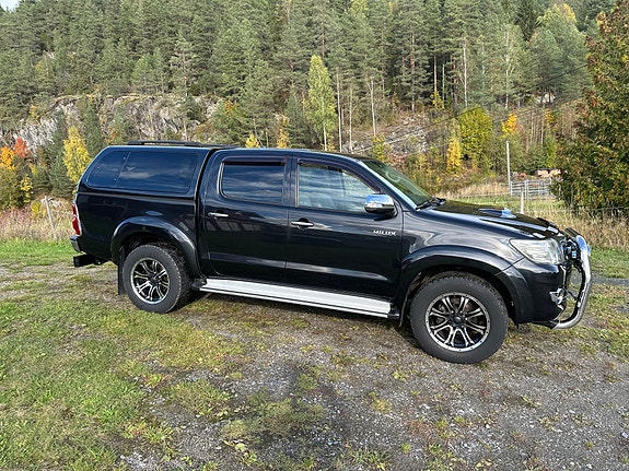 Toyota HiLux 5 of 20