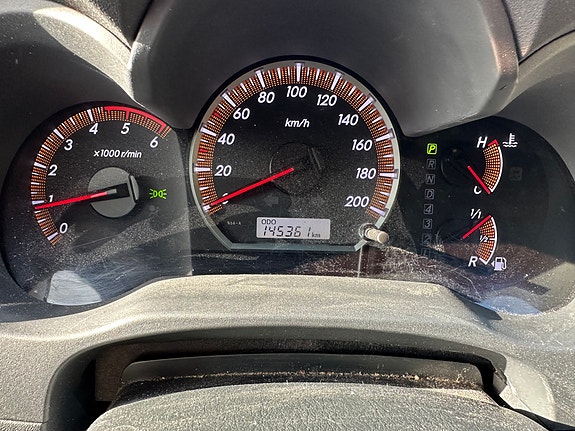 Toyota HiLux 16 of 20