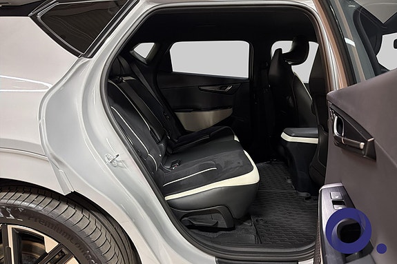 Kia EV6 18 of 28