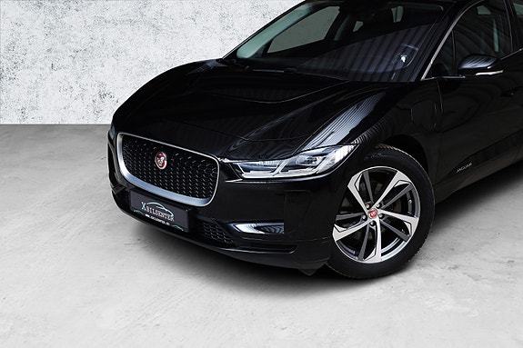 Jaguar I-PACE 3 of 23