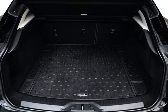 Jaguar I-PACE 6 of 23