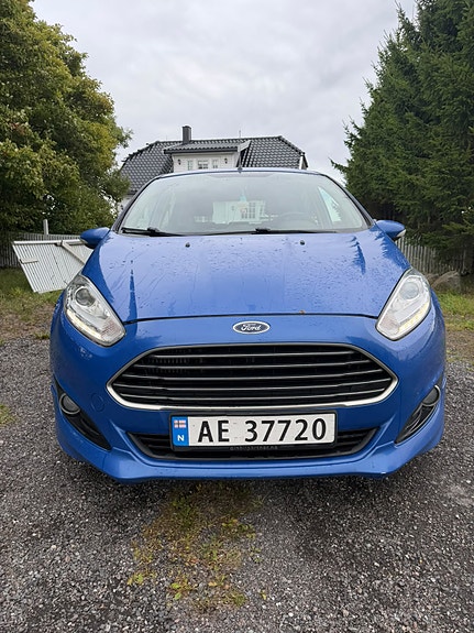 Ford Fiesta 3 of 8