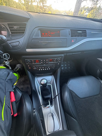 Citroen C5 9 of 12
