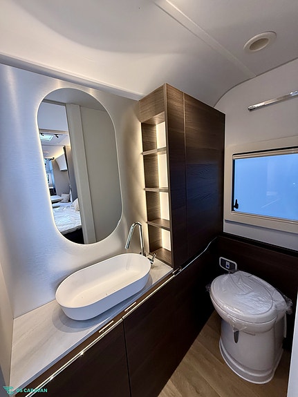 Adria ALPINA 663 HT 24 of 30