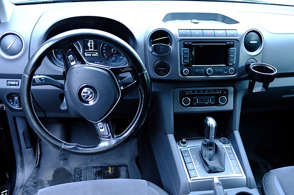 Volkswagen Amarok 7 of 17