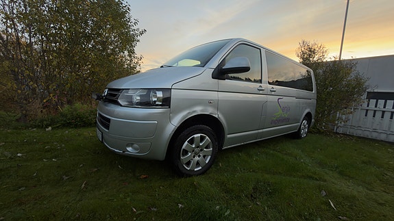 Volkswagen Caravelle 4 of 30