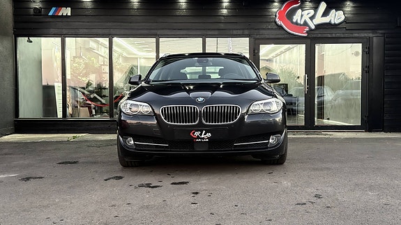 BMW 525d 2 of 21
