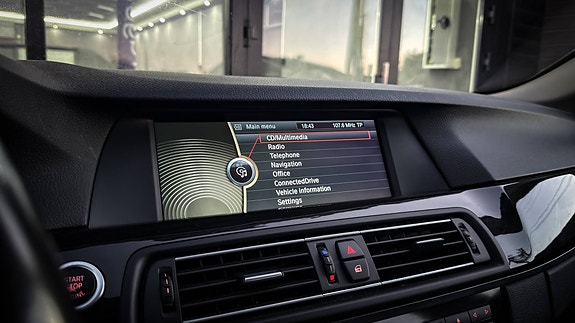 BMW 525d 16 of 21