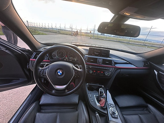 BMW 320d 9 of 19