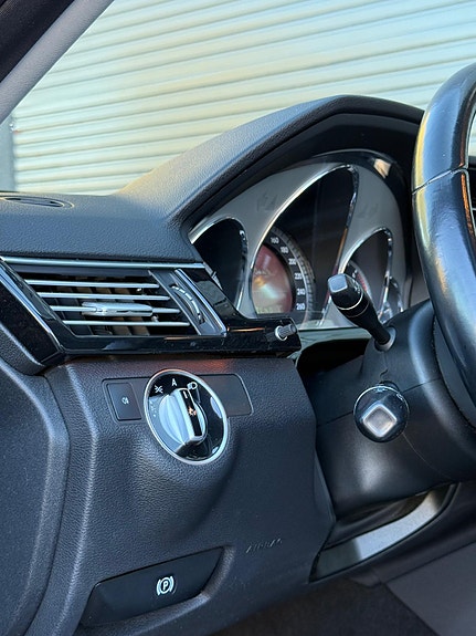 Mercedes-Benz E220 d 13 of 23