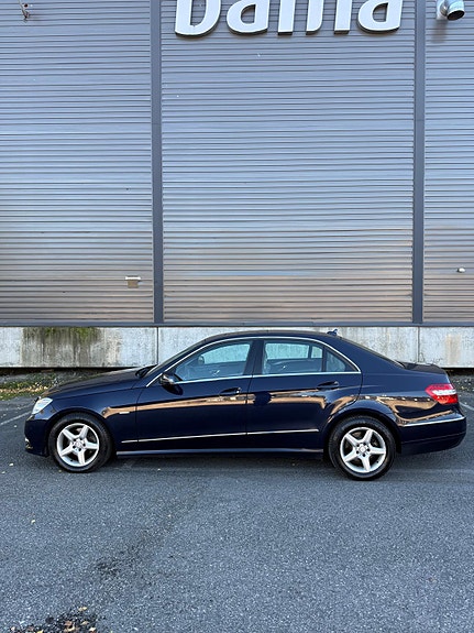 Mercedes-Benz E220 d 5 of 23