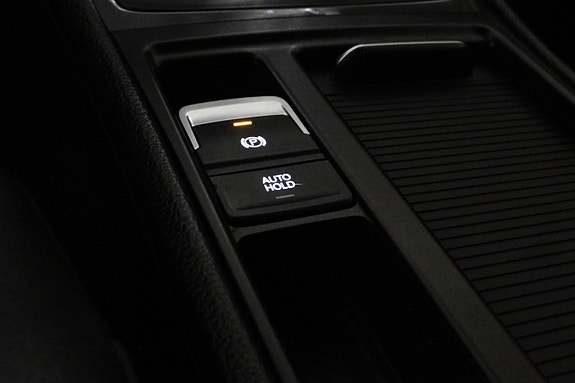 Volkswagen e-Golf VII 17 of 26