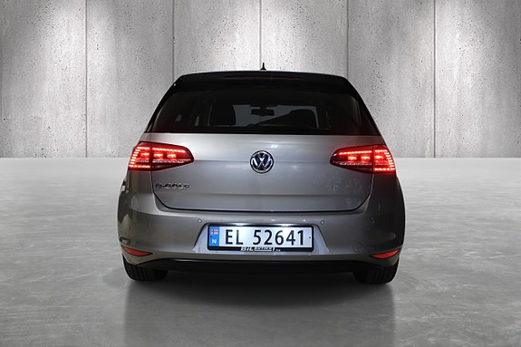 Volkswagen e-Golf VII 6 of 26