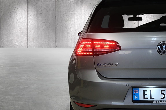 Volkswagen e-Golf VII 8 of 26