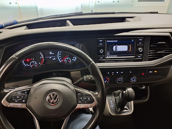 Volkswagen Transporter 8 of 13