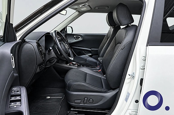 Kia e-Soul 10 of 27