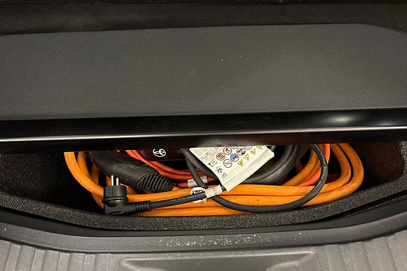 Toyota bZ4X 17 of 21