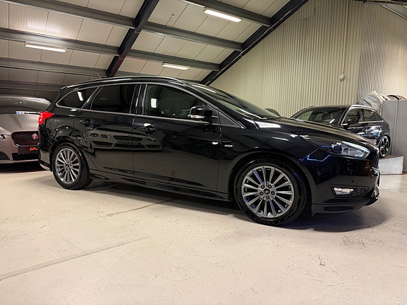 Ford Focus 8 of 18