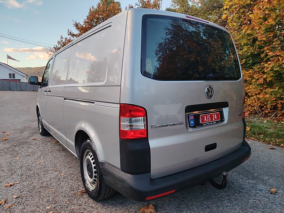 Volkswagen Transporter 8 of 30