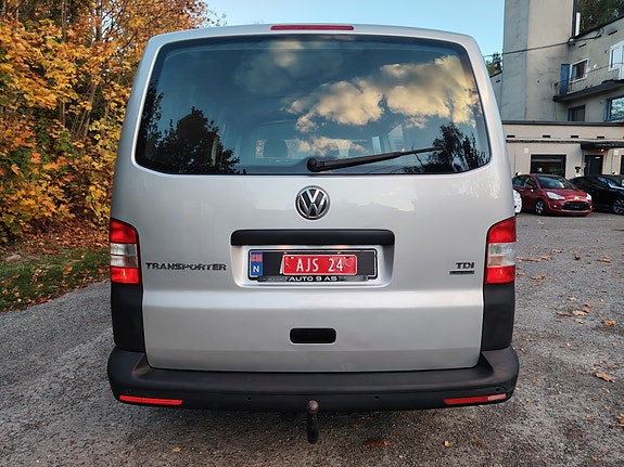 Volkswagen Transporter 17 of 30