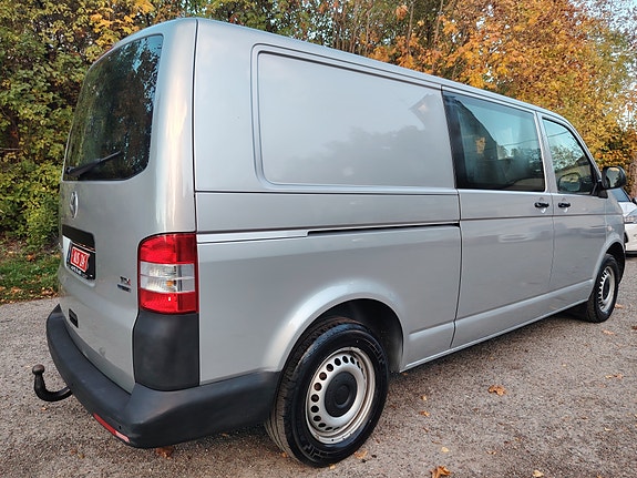 Volkswagen Transporter 18 of 30