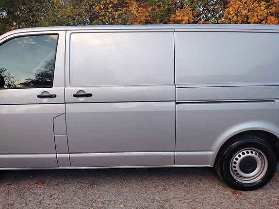 Volkswagen Transporter 10 of 30