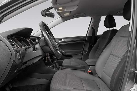 Volkswagen Golf VII 13 of 27