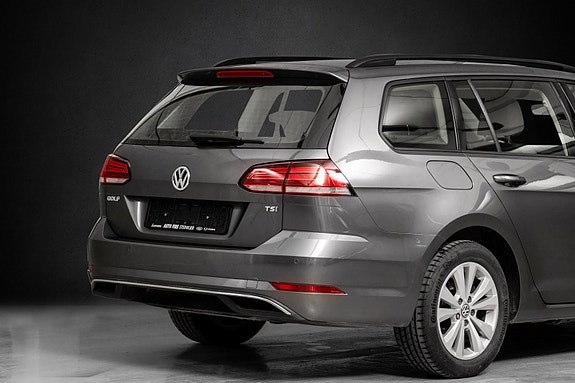Volkswagen Golf VII 10 of 27
