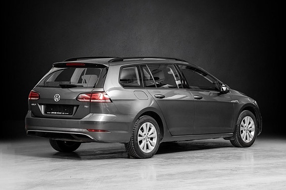 Volkswagen Golf VII 11 of 27