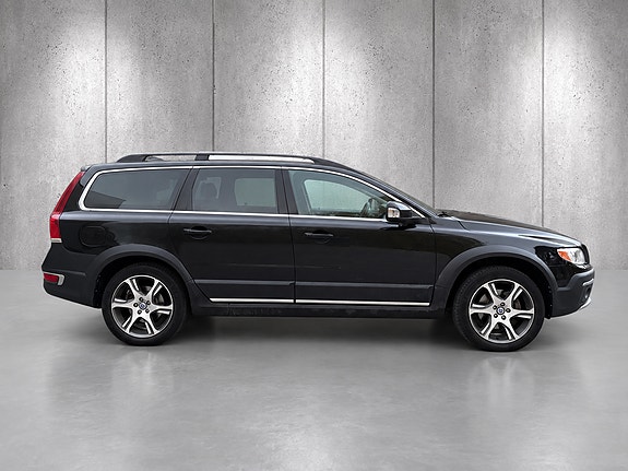 Volvo XC70 4 of 30