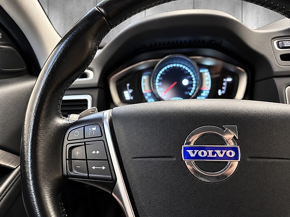 Volvo XC70 17 of 30