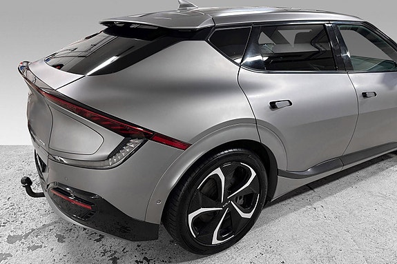 Kia EV6 13 of 16