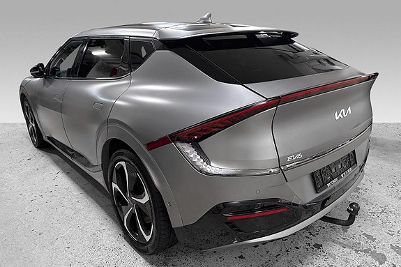 Kia EV6 2 of 16