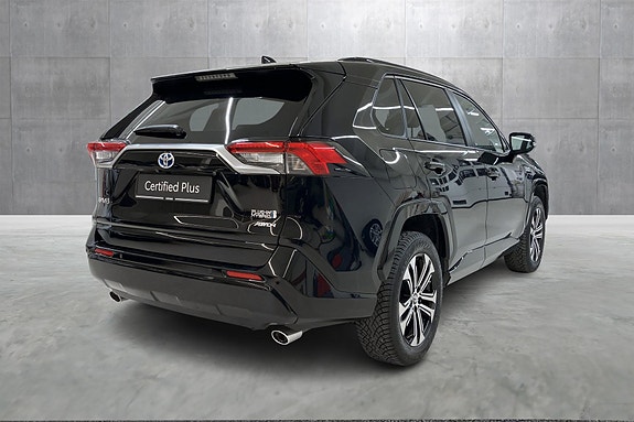Toyota RAV4 5 of 21