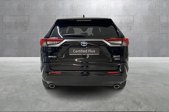 Toyota RAV4 4 of 21
