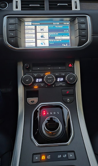 Land Rover Range Rover 15 of 20
