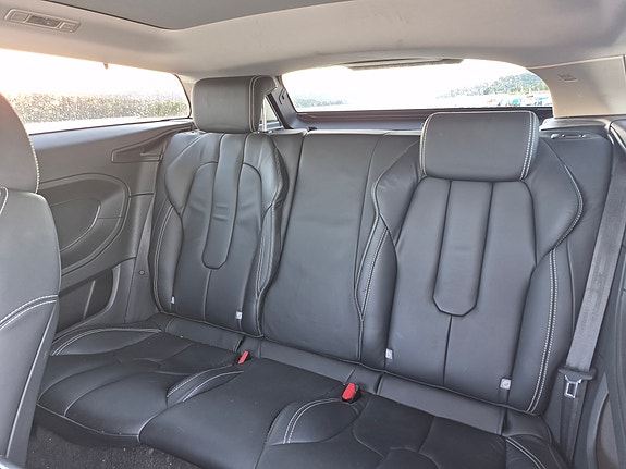 Land Rover Range Rover 16 of 20