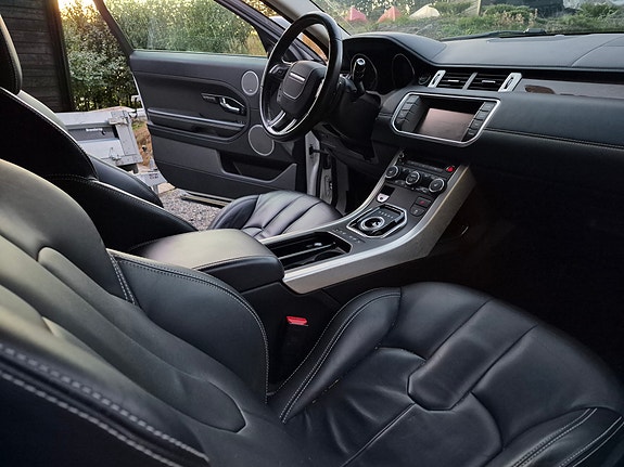 Land Rover Range Rover 12 of 20