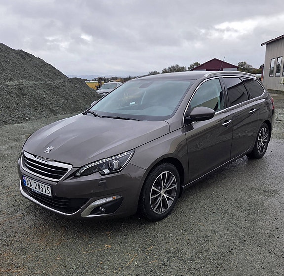 Peugeot 308 SW 4 of 30