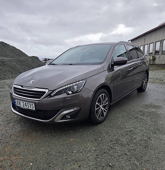 Peugeot 308 SW 3 of 30