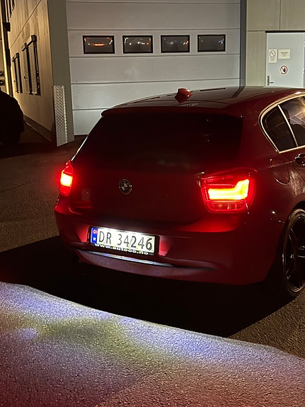 BMW 118i 8 of 28