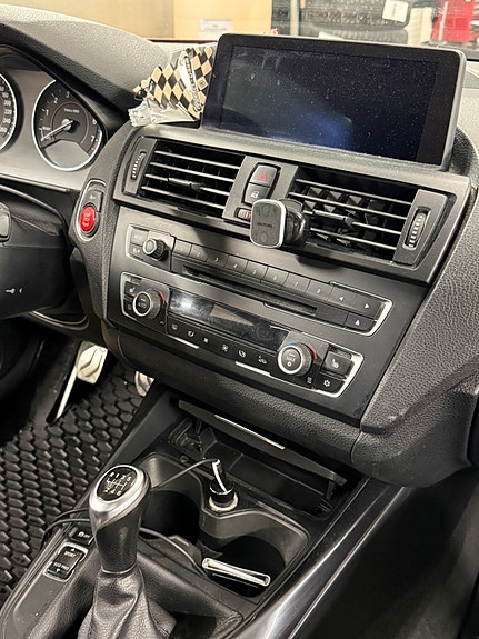 BMW 118i 14 of 28