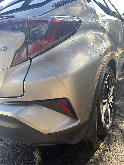Toyota C-HR 8 of 8