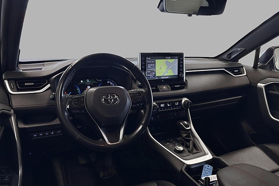 Toyota RAV4 13 of 21
